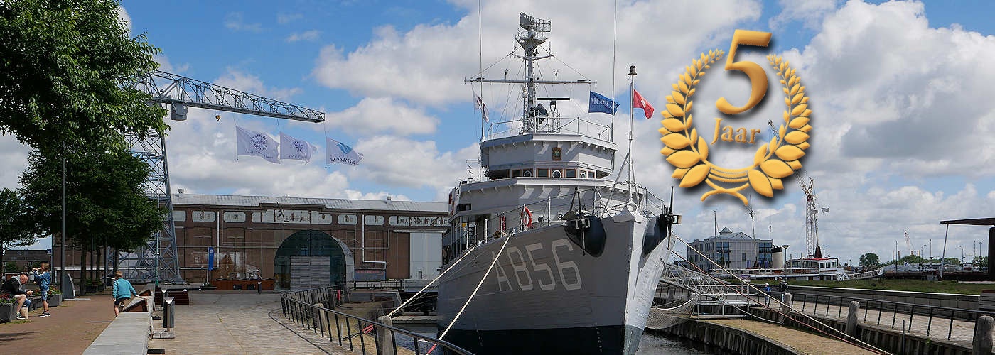 STAP EENS AAN BOORD...